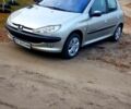 Сірий Пежо 206, об'ємом двигуна 1.4 л та пробігом 150 тис. км за 4200 $, фото 7 на Automoto.ua