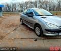 Серый Пежо 206, объемом двигателя 1.1 л и пробегом 154 тыс. км за 2900 $, фото 1 на Automoto.ua