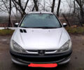 Сірий Пежо 206, об'ємом двигуна 1.9 л та пробігом 308 тис. км за 2500 $, фото 1 на Automoto.ua