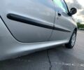 Серый Пежо 206, объемом двигателя 1.4 л и пробегом 238 тыс. км за 4400 $, фото 7 на Automoto.ua