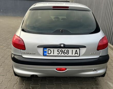 Серый Пежо 206, объемом двигателя 1.4 л и пробегом 130 тыс. км за 3000 $, фото 2 на Automoto.ua