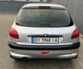 Серый Пежо 206, объемом двигателя 1.4 л и пробегом 130 тыс. км за 3000 $, фото 2 на Automoto.ua