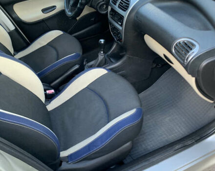 Серый Пежо 206, объемом двигателя 1.36 л и пробегом 115 тыс. км за 2500 $, фото 22 на Automoto.ua