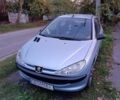 Серый Пежо 206, объемом двигателя 1.4 л и пробегом 148 тыс. км за 3797 $, фото 1 на Automoto.ua