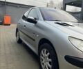 Серый Пежо 206, объемом двигателя 1.4 л и пробегом 130 тыс. км за 3000 $, фото 4 на Automoto.ua