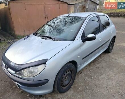 Сірий Пежо 206, об'ємом двигуна 1.4 л та пробігом 184 тис. км за 4200 $, фото 2 на Automoto.ua