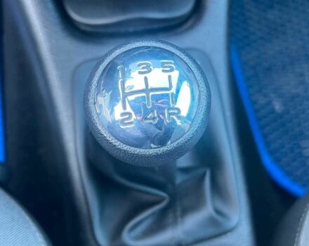 Сірий Пежо 206, об'ємом двигуна 1.2 л та пробігом 211 тис. км за 2300 $, фото 19 на Automoto.ua