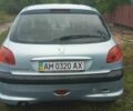 Сірий Пежо 206, об'ємом двигуна 1.4 л та пробігом 220 тис. км за 3500 $, фото 1 на Automoto.ua