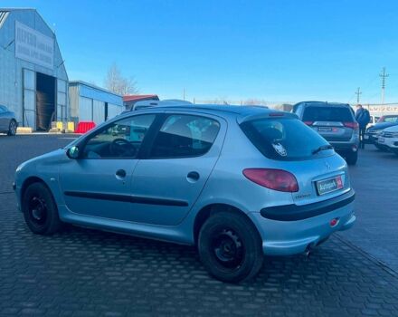 Сірий Пежо 206, об'ємом двигуна 1.2 л та пробігом 211 тис. км за 2300 $, фото 6 на Automoto.ua
