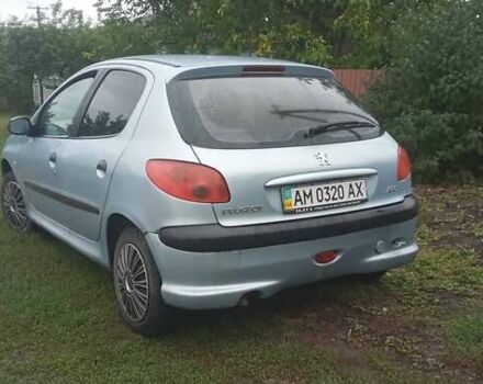 Серый Пежо 206, объемом двигателя 1.4 л и пробегом 220 тыс. км за 3400 $, фото 8 на Automoto.ua