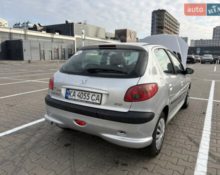 Сірий Пежо 206, об'ємом двигуна 1.4 л та пробігом 160 тис. км за 4000 $, фото 1 на Automoto.ua