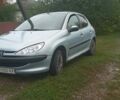 Серый Пежо 206, объемом двигателя 1.4 л и пробегом 220 тыс. км за 3400 $, фото 13 на Automoto.ua