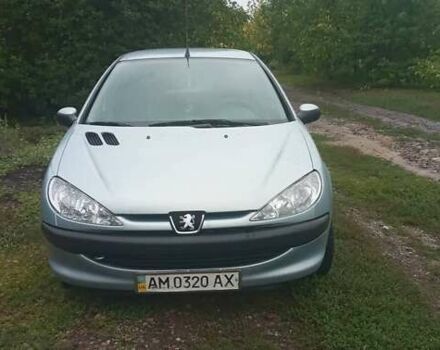 Серый Пежо 206, объемом двигателя 1.4 л и пробегом 220 тыс. км за 3400 $, фото 9 на Automoto.ua