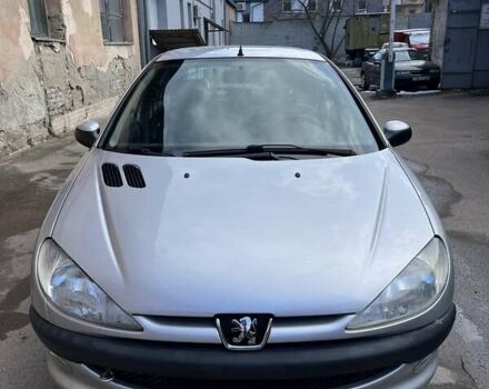 Серый Пежо 206, объемом двигателя 1.6 л и пробегом 97 тыс. км за 4500 $, фото 5 на Automoto.ua
