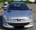 Серый Пежо 206, объемом двигателя 1.4 л и пробегом 178 тыс. км за 3500 $, фото 2 на Automoto.ua