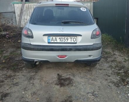 Серый Пежо 206, объемом двигателя 1.4 л и пробегом 186 тыс. км за 2500 $, фото 2 на Automoto.ua