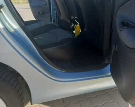 Серый Пежо 206, объемом двигателя 1.4 л и пробегом 170 тыс. км за 3000 $, фото 11 на Automoto.ua