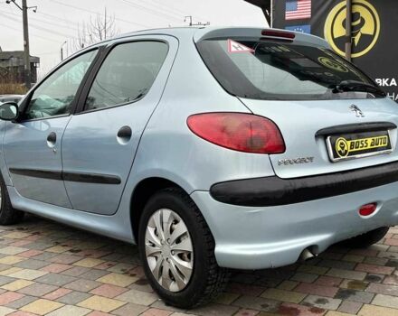 Серый Пежо 206, объемом двигателя 1.4 л и пробегом 171 тыс. км за 3999 $, фото 4 на Automoto.ua