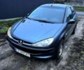 Сірий Пежо 206, об'ємом двигуна 1.4 л та пробігом 320 тис. км за 2500 $, фото 1 на Automoto.ua