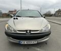 Серый Пежо 206, объемом двигателя 1.4 л и пробегом 171 тыс. км за 3500 $, фото 2 на Automoto.ua