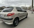 Серый Пежо 206, объемом двигателя 1.4 л и пробегом 171 тыс. км за 3500 $, фото 11 на Automoto.ua