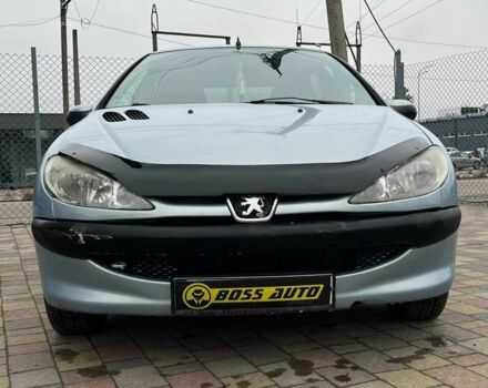 Серый Пежо 206, объемом двигателя 1.4 л и пробегом 171 тыс. км за 3999 $, фото 1 на Automoto.ua