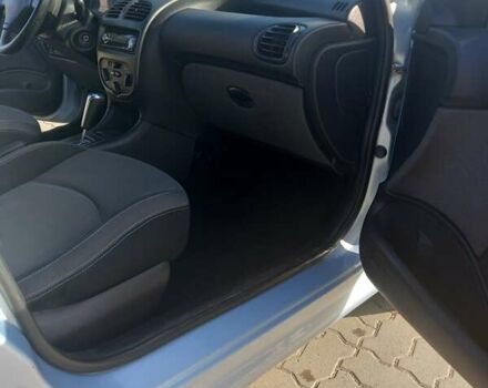 Сірий Пежо 206, об'ємом двигуна 1.4 л та пробігом 171 тис. км за 3000 $, фото 10 на Automoto.ua