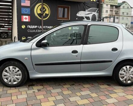 Серый Пежо 206, объемом двигателя 1.4 л и пробегом 171 тыс. км за 3999 $, фото 3 на Automoto.ua