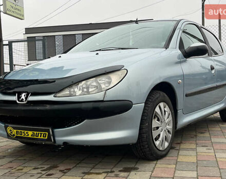 Сірий Пежо 206, об'ємом двигуна 1.36 л та пробігом 171 тис. км за 3999 $, фото 2 на Automoto.ua