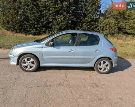 Сірий Пежо 206, об'ємом двигуна 1.59 л та пробігом 246 тис. км за 4100 $, фото 2 на Automoto.ua