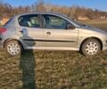Сірий Пежо 206, об'ємом двигуна 1.4 л та пробігом 340 тис. км за 3800 $, фото 2 на Automoto.ua