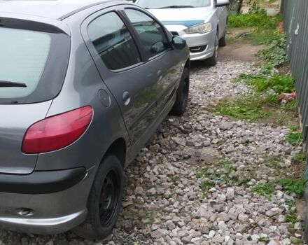 Сірий Пежо 206, об'ємом двигуна 0 л та пробігом 91 тис. км за 2700 $, фото 4 на Automoto.ua