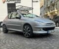 Сірий Пежо 206, об'ємом двигуна 1.4 л та пробігом 200 тис. км за 2950 $, фото 4 на Automoto.ua