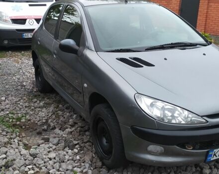 Сірий Пежо 206, об'ємом двигуна 0 л та пробігом 91 тис. км за 2700 $, фото 1 на Automoto.ua