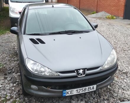 Сірий Пежо 206, об'ємом двигуна 0 л та пробігом 91 тис. км за 2700 $, фото 2 на Automoto.ua