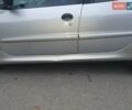 Сірий Пежо 206, об'ємом двигуна 1.36 л та пробігом 260 тис. км за 3000 $, фото 8 на Automoto.ua