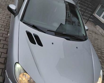 Серый Пежо 206, объемом двигателя 1.4 л и пробегом 165 тыс. км за 3500 $, фото 12 на Automoto.ua