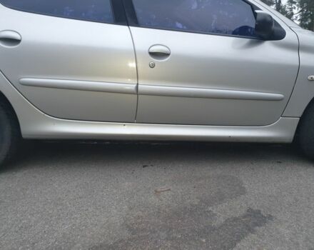 Серый Пежо 206, объемом двигателя 1.4 л и пробегом 260 тыс. км за 3000 $, фото 15 на Automoto.ua