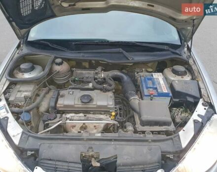 Сірий Пежо 206, об'ємом двигуна 1.36 л та пробігом 260 тис. км за 3000 $, фото 11 на Automoto.ua