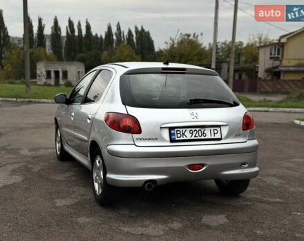 Пежо 206 2008 в Ровно на Automoto.ua Серый Пежо 206, объемом двигателя 1.4 л и пробегом 151 тыс. км за 3250 $, фото 8 на Automoto.ua
