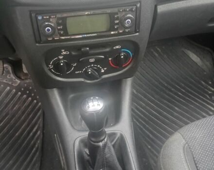 Серый Пежо 206, объемом двигателя 1.1 л и пробегом 124 тыс. км за 4300 $, фото 8 на Automoto.ua