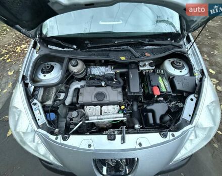 Пежо 206 2009 в Кременчуге на Automoto.ua Серый Пежо 206, объемом двигателя 1.12 л и пробегом 188 тыс. км за 3500 $, фото 27 на Automoto.ua