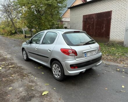 Пежо 206 2009 в Кременчуге на Automoto.ua Серый Пежо 206, объемом двигателя 1.1 л и пробегом 188 тыс. км за 3500 $, фото 5 на Automoto.ua
