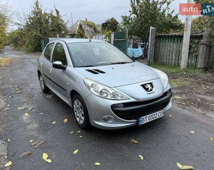 Пежо 206 2009 в Кременчуге на Automoto.ua Серый Пежо 206, объемом двигателя 1.12 л и пробегом 188 тыс. км за 3500 $, фото 13 на Automoto.ua