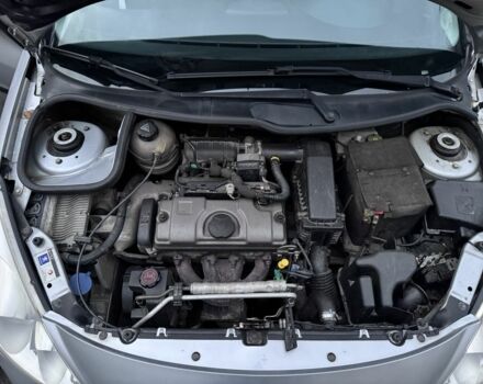 Серый Пежо 206, объемом двигателя 1.4 л и пробегом 278 тыс. км за 3250 $, фото 20 на Automoto.ua