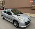 Серый Пежо 206, объемом двигателя 1.36 л и пробегом 204 тыс. км за 3500 $, фото 1 на Automoto.ua