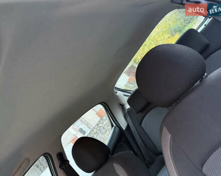 Пежо 206 2009 в Кременчуге на Automoto.ua Серый Пежо 206, объемом двигателя 1.12 л и пробегом 188 тыс. км за 3500 $, фото 17 на Automoto.ua