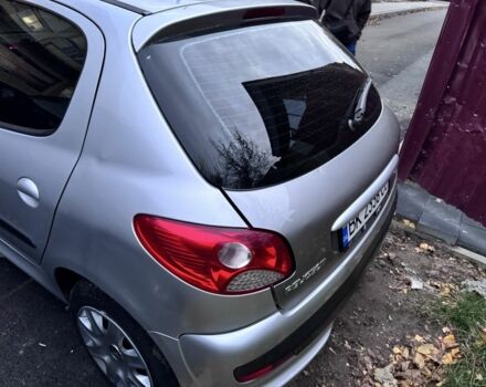 Серый Пежо 206, объемом двигателя 1.4 л и пробегом 278 тыс. км за 3250 $, фото 16 на Automoto.ua