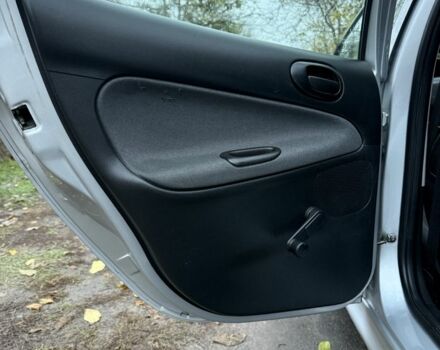 Пежо 206 2009 в Кременчуге на Automoto.ua Серый Пежо 206, объемом двигателя 1.1 л и пробегом 188 тыс. км за 3500 $, фото 18 на Automoto.ua