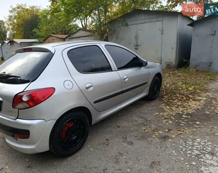 Сірий Пежо 206, об'ємом двигуна 1.4 л та пробігом 197 тис. км за 4699 $, фото 15 на Automoto.ua